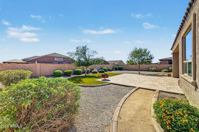 9267 W DENTON Lane, Glendale, AZ 85305