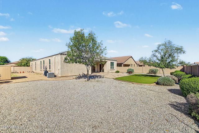 9267 W DENTON Lane, Glendale, AZ 85305