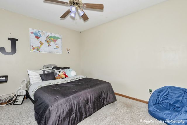 5850 Fieldstone Trail, Mchenry, IL 60050