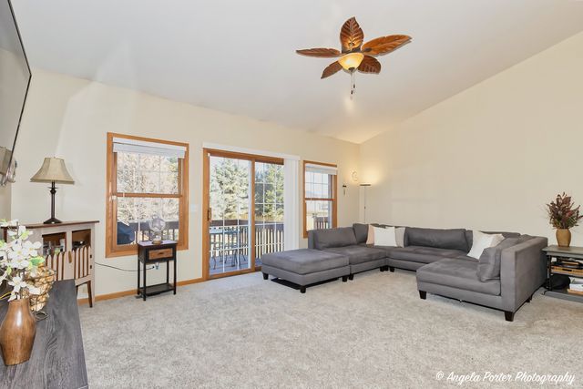 5850 Fieldstone Trail, Mchenry, IL 60050