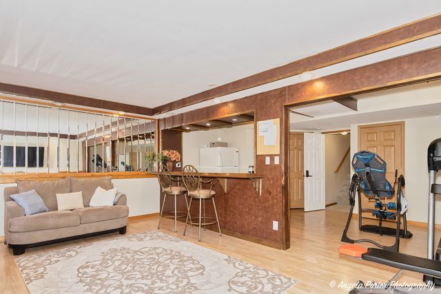 5850 Fieldstone Trail, Mchenry, IL 60050