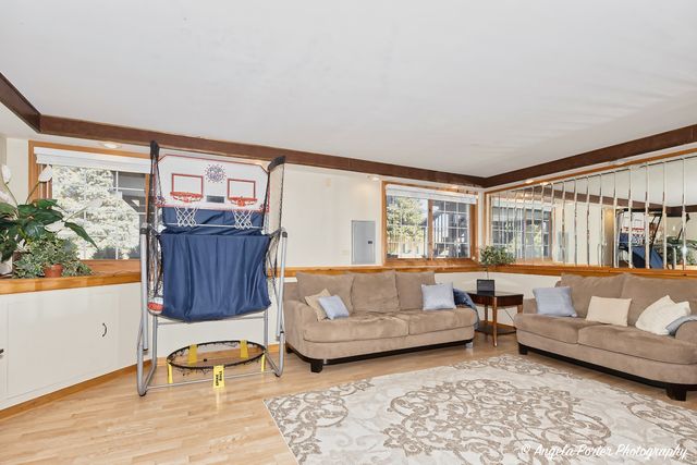 5850 Fieldstone Trail, Mchenry, IL 60050