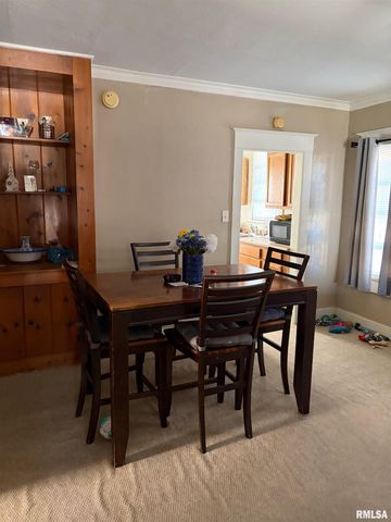 2005 N GALE Avenue, Peoria, IL 61604