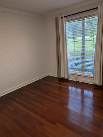 100 Edgewater Drive 44, Livingston, TX 77351