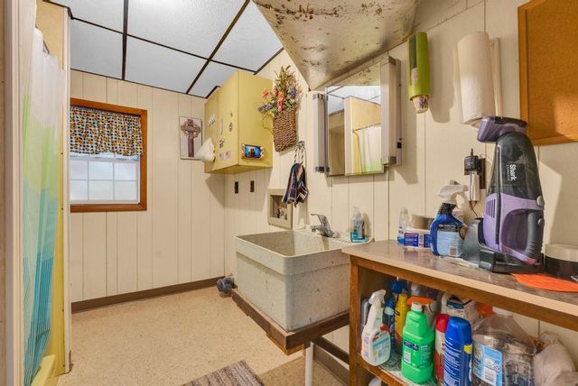 1992 Locke Bend Rd, Mcminnville, TN 37110