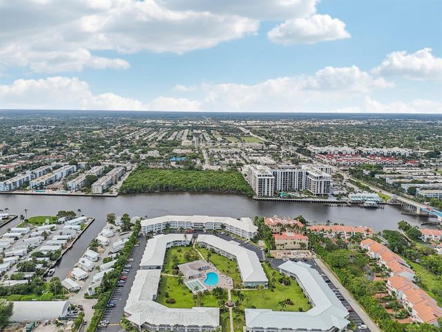 5540 N Ocean Boulevard 212, Ocean Ridge, FL 33435