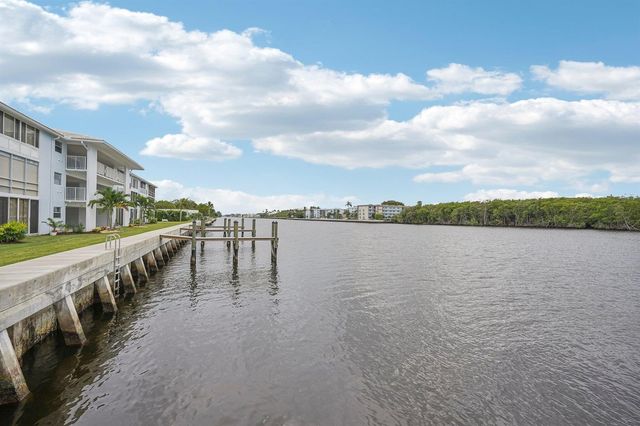 5540 N Ocean Boulevard 212, Ocean Ridge, FL 33435