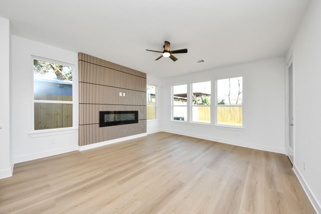 5722 Horton Street, Houston, TX 77026