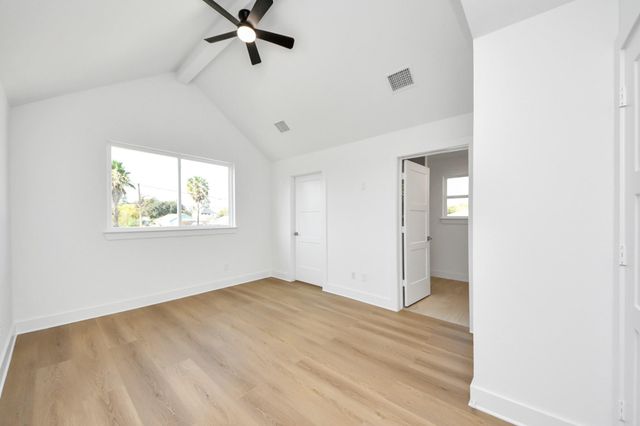 5722 Horton Street, Houston, TX 77026