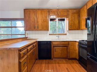 24035 Alpine Drive, Crestline, CA 92325