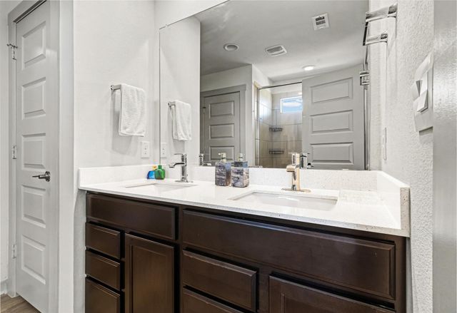 7920 Linnie LN, Austin, TX 78724