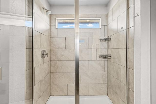 7920 Linnie LN, Austin, TX 78724