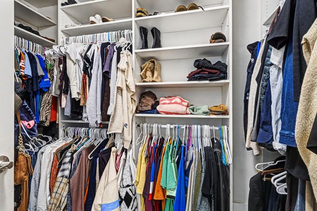 7920 Linnie LN, Austin, TX 78724