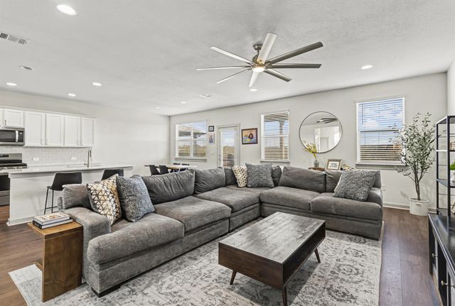 7920 Linnie LN, Austin, TX 78724