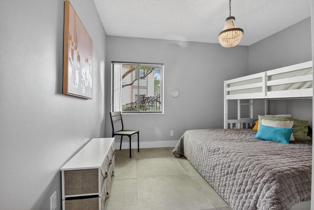 1143 Duncan Circle Unit 104, Palm Beach Gardens, FL 33418