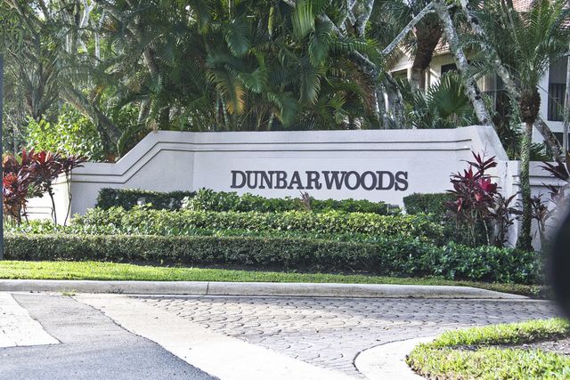 1143 Duncan Circle Unit 104, Palm Beach Gardens, FL 33418