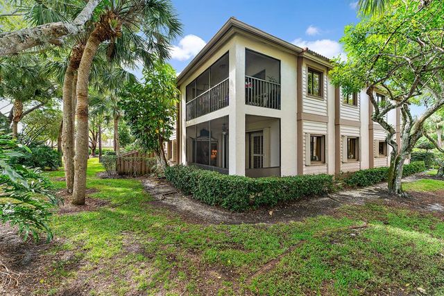 1143 Duncan Circle Unit 104, Palm Beach Gardens, FL 33418