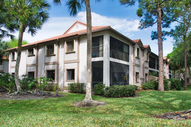 1143 Duncan Circle Unit 104, Palm Beach Gardens, FL 33418