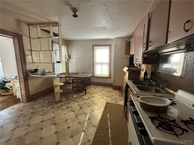 1204 Howard Avenue, Utica, NY 13501