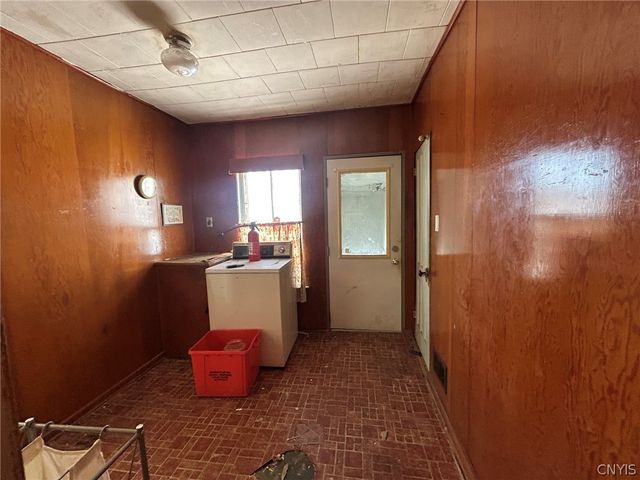 1204 Howard Avenue, Utica, NY 13501