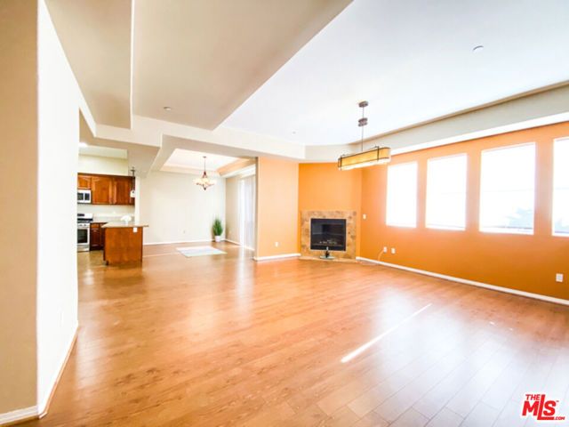 904 E Windsor Road 103, Glendale, CA 91205