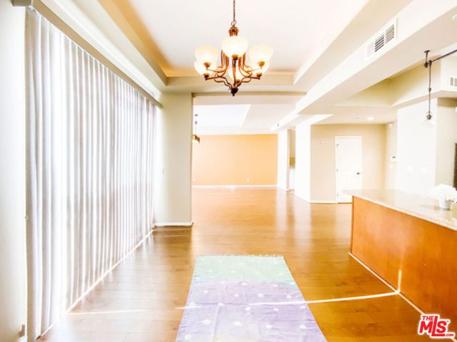 904 E Windsor Road 103, Glendale, CA 91205