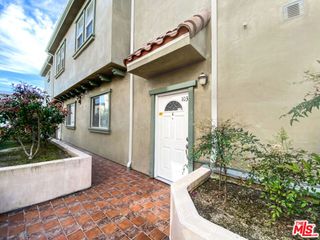 904 E Windsor Road 103, Glendale, CA 91205