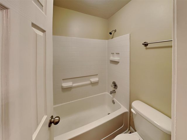 3930 Hawthorne Glen Court, Fresno, TX 77545