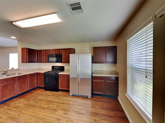 3930 Hawthorne Glen Court, Fresno, TX 77545