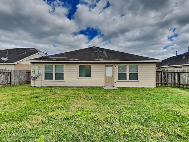3930 Hawthorne Glen Court, Fresno, TX 77545