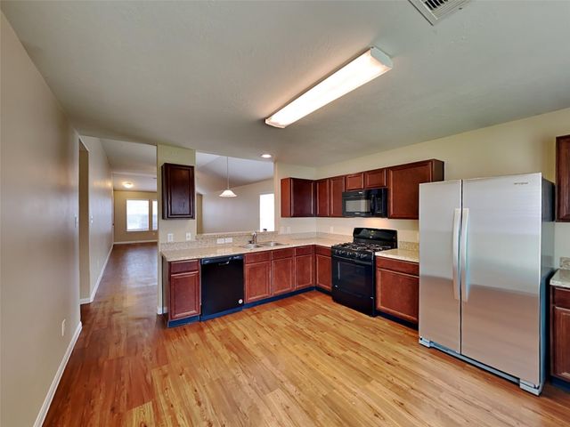 3930 Hawthorne Glen Court, Fresno, TX 77545