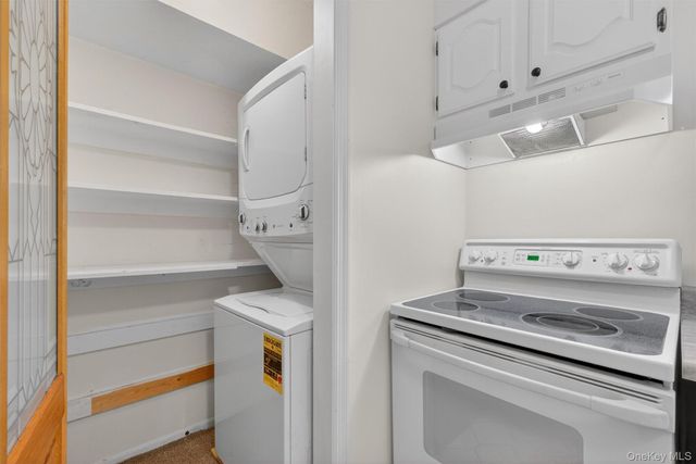 26 Cooper Road 715, Poughkeepsie, NY 12603