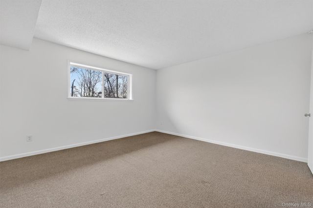 26 Cooper Road 715, Poughkeepsie, NY 12603