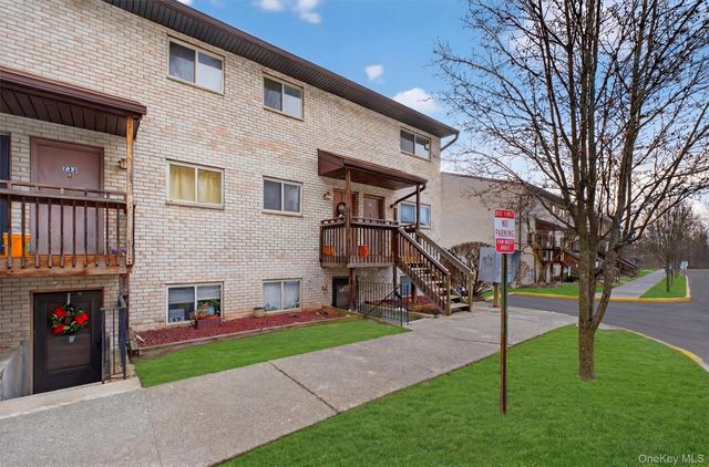 26 Cooper Road 715, Poughkeepsie, NY 12603