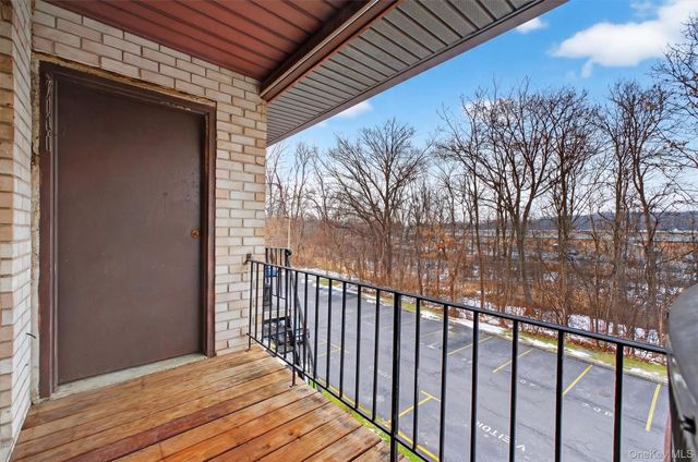 26 Cooper Road 715, Poughkeepsie, NY 12603