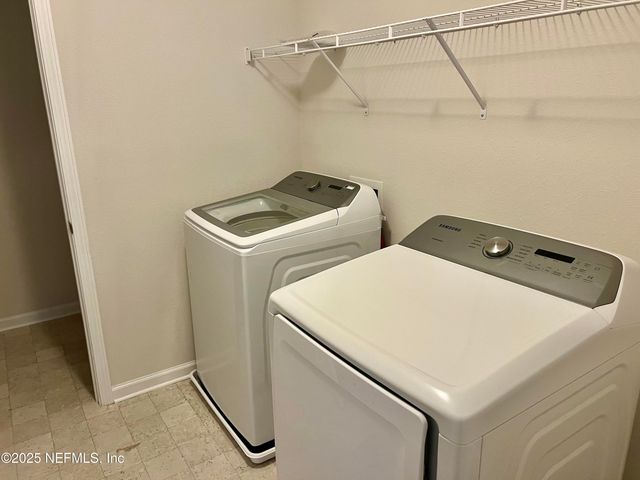 9497 SCAUP Way, Jacksonville, FL 32218