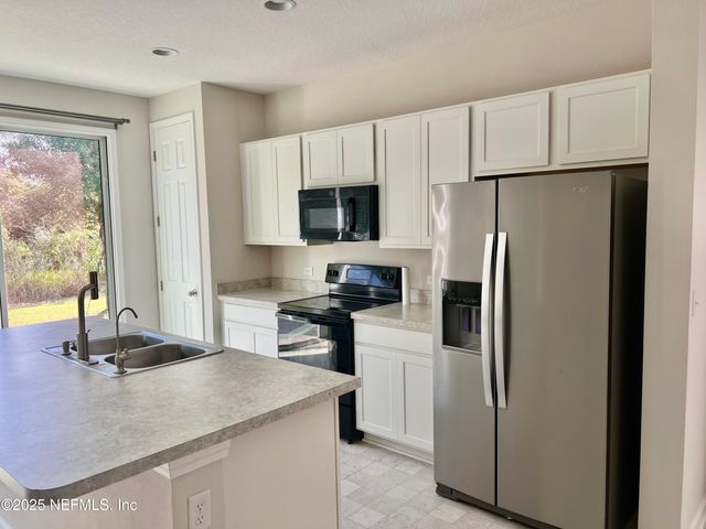 9497 SCAUP Way, Jacksonville, FL 32218