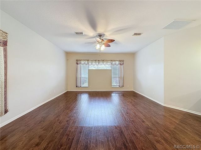 19295 SW 90th Lane Road, Dunnellon, FL 34432