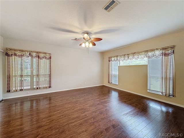 19295 SW 90th Lane Road, Dunnellon, FL 34432