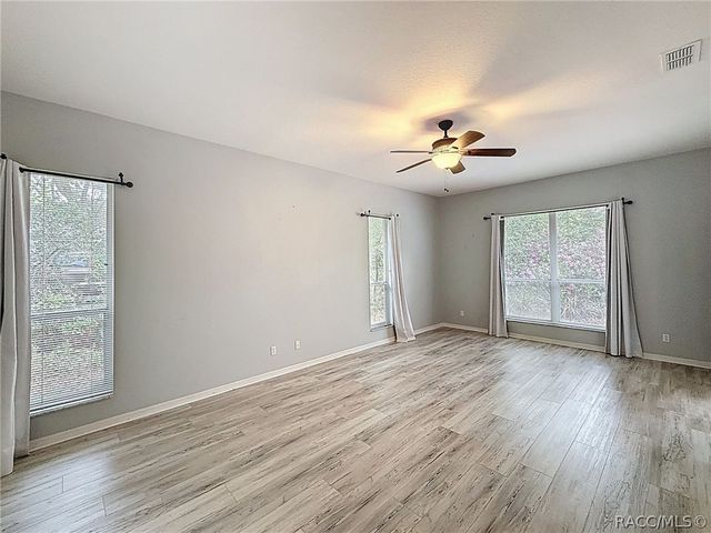 19295 SW 90th Lane Road, Dunnellon, FL 34432