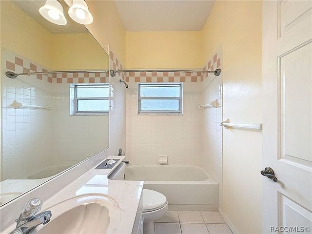 19295 SW 90th Lane Road, Dunnellon, FL 34432