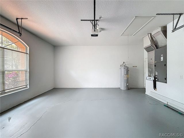 19295 SW 90th Lane Road, Dunnellon, FL 34432