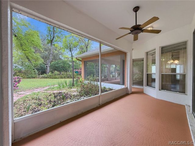 19295 SW 90th Lane Road, Dunnellon, FL 34432