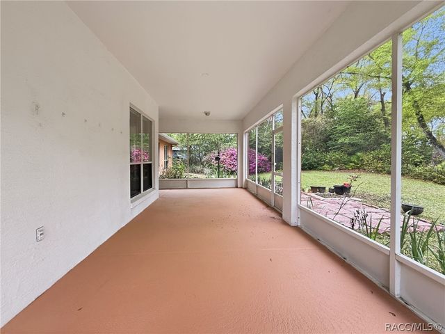 19295 SW 90th Lane Road, Dunnellon, FL 34432