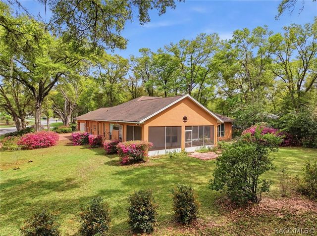 19295 SW 90th Lane Road, Dunnellon, FL 34432