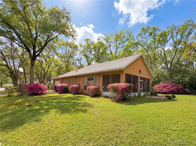 19295 SW 90th Lane Road, Dunnellon, FL 34432