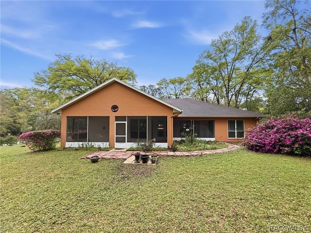19295 SW 90th Lane Road, Dunnellon, FL 34432