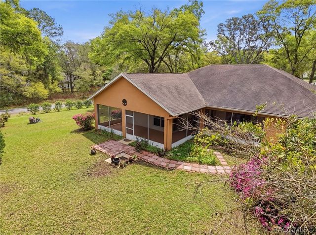 19295 SW 90th Lane Road, Dunnellon, FL 34432