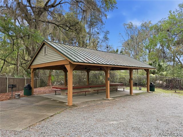 19295 SW 90th Lane Road, Dunnellon, FL 34432