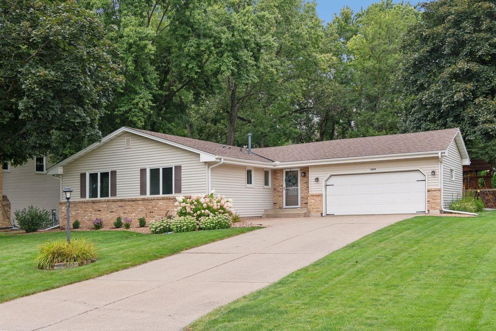 4608 Normandale Hglds Drive, Bloomington, MN 55437